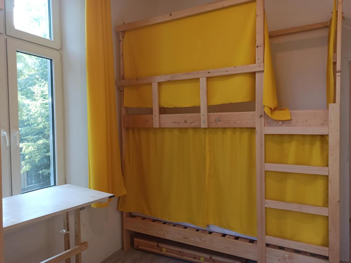 Evergreen Hostel Краков Экстерьер фото