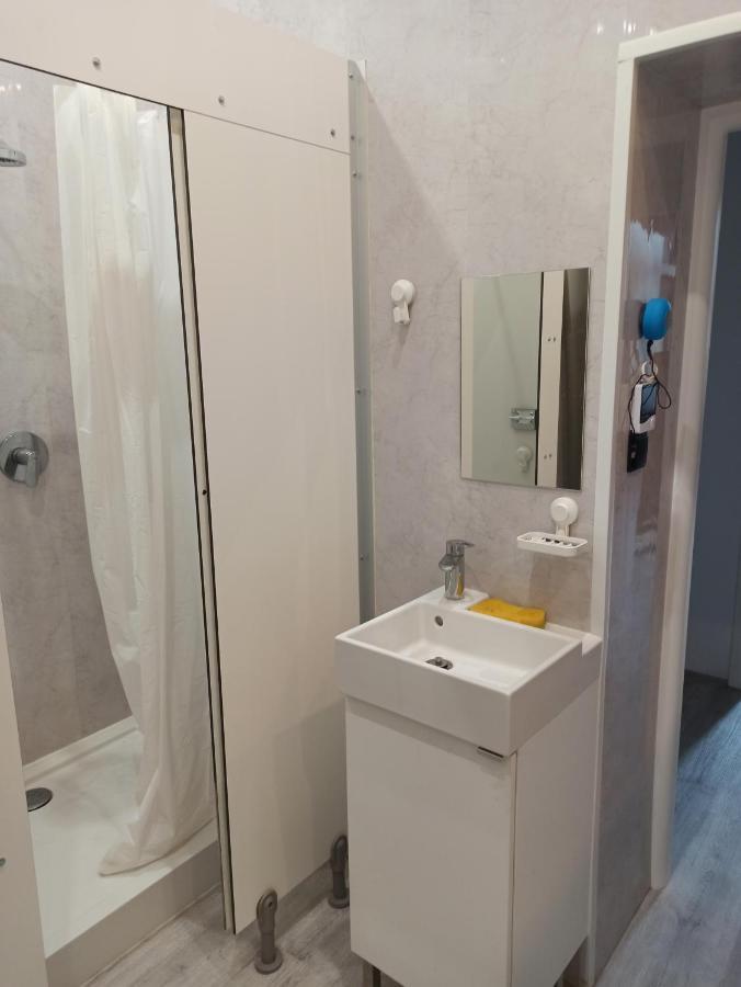 Evergreen Hostel Краков Экстерьер фото