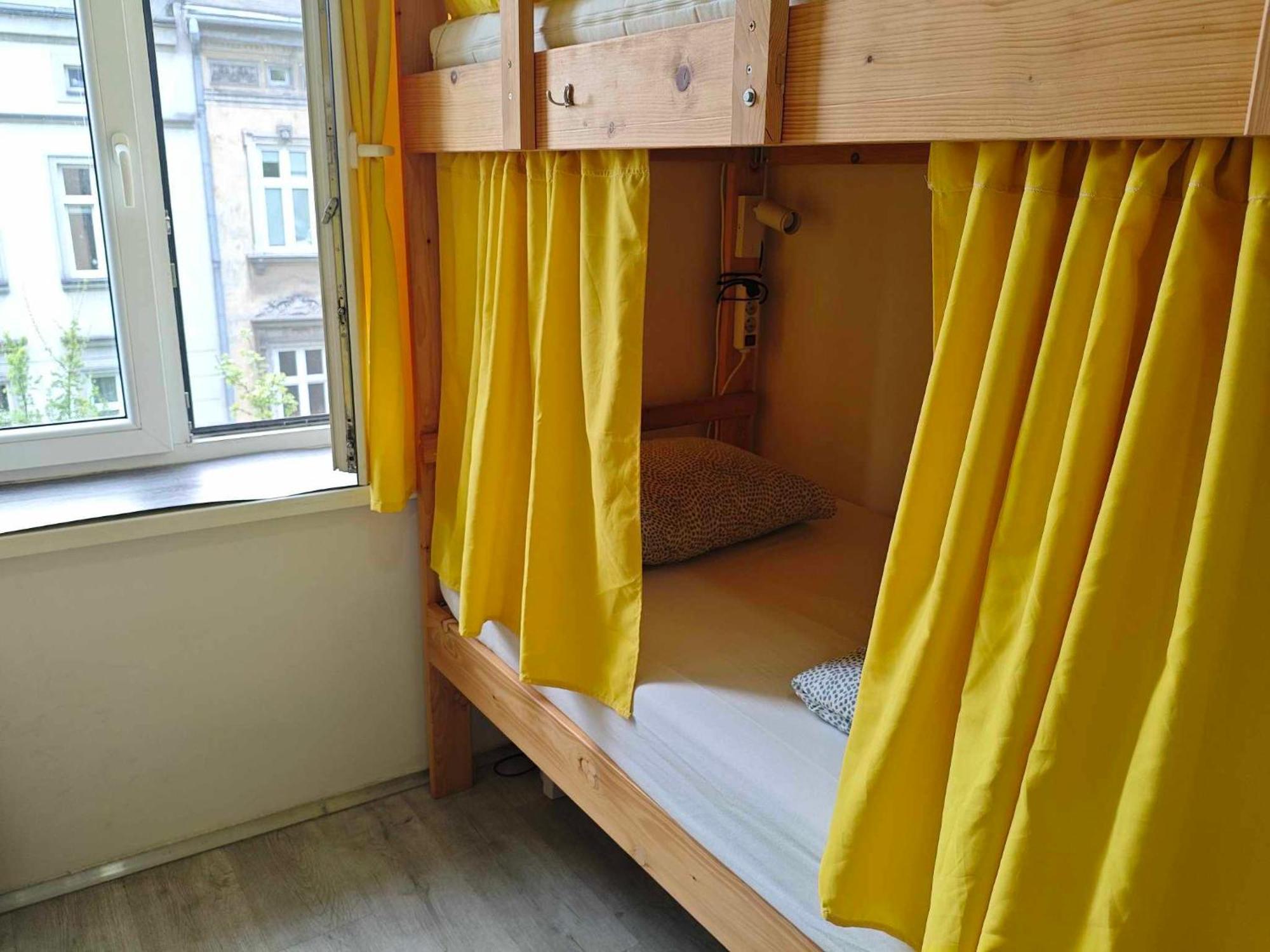 Evergreen Hostel Краков Экстерьер фото